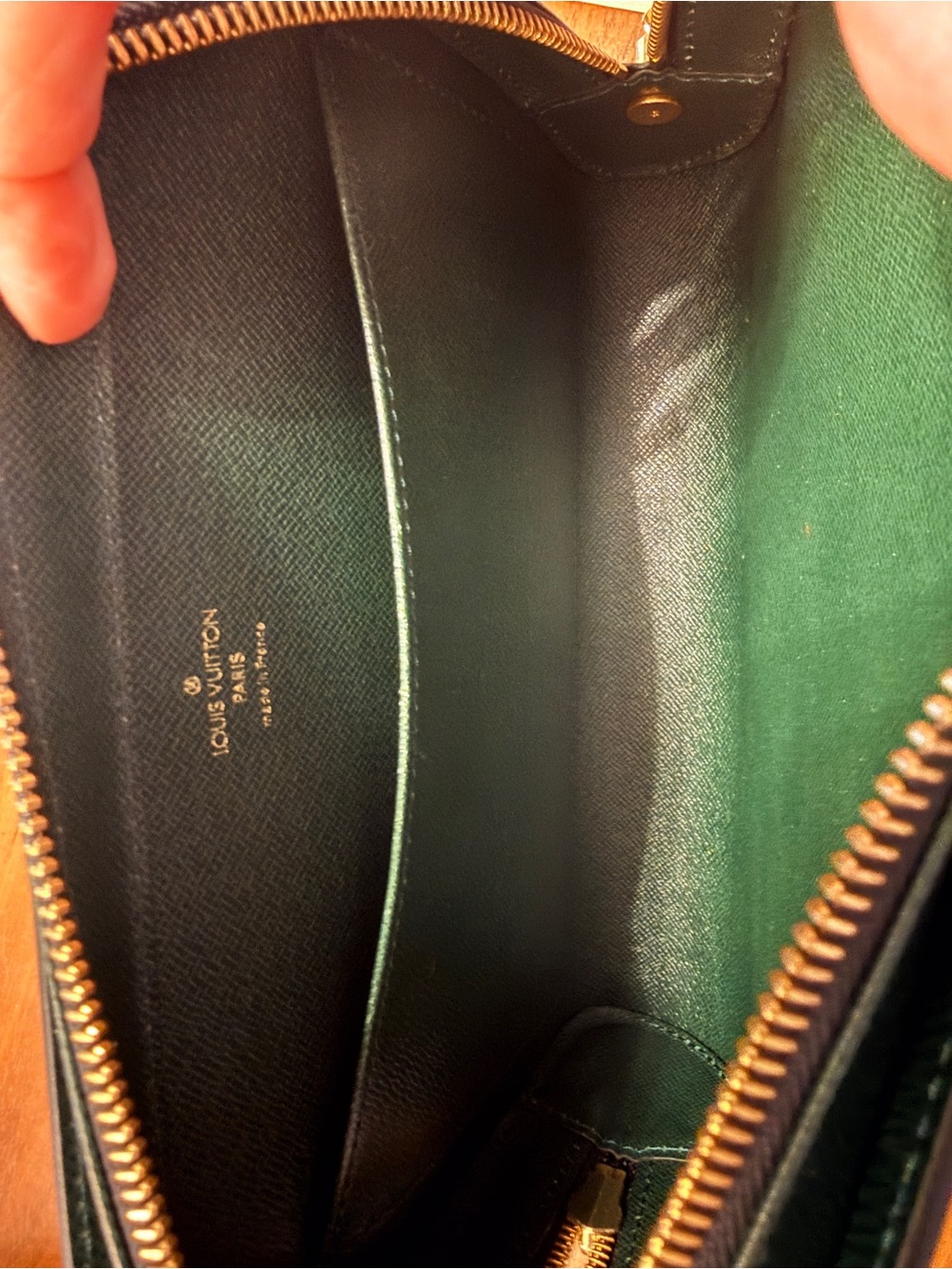 Louis Vuitton Taiga Leather Green Leather Zip Wristlet Organizer Clutch w Box - Picture 12 of 14